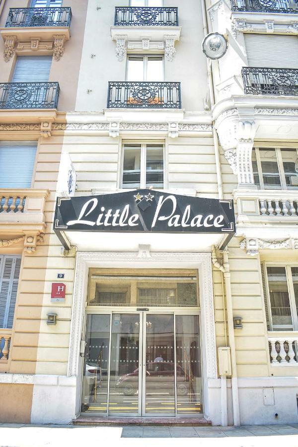 Little Palace Nisa Exterior foto