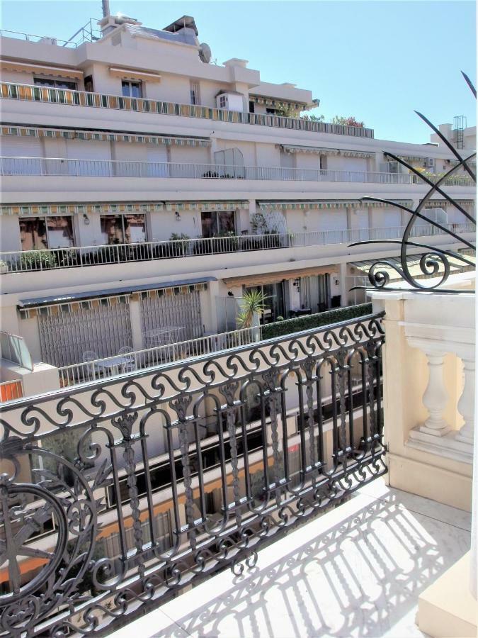 Little Palace Nisa Exterior foto